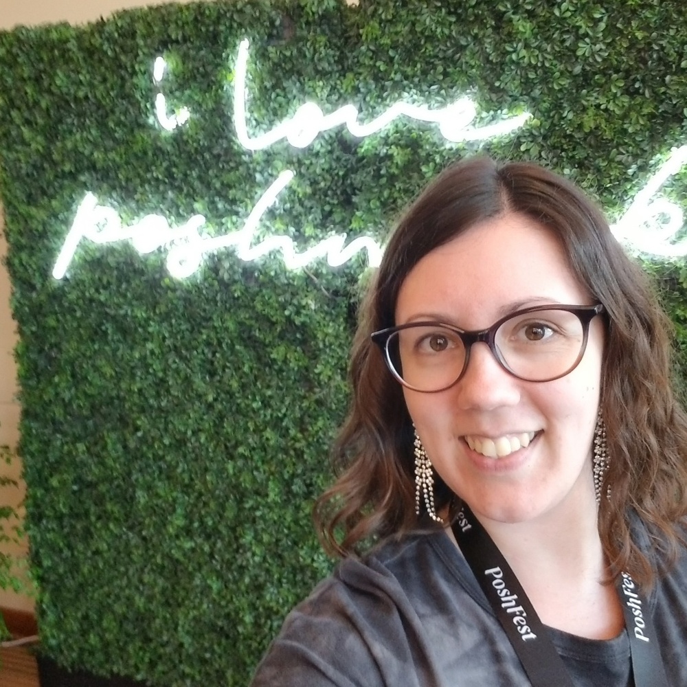 Meet your Posher, Marissa